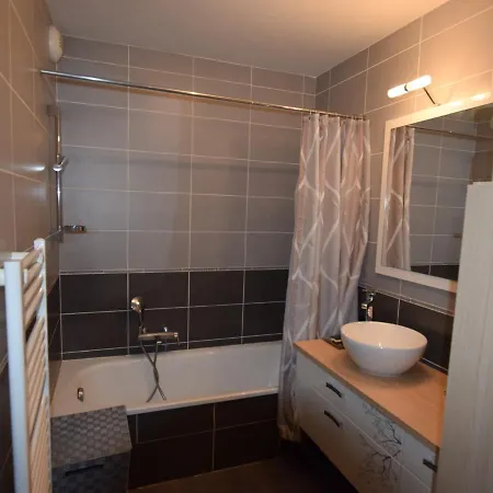Neuvecelle, 2 Pieces, 4 Personnes - Fr-1-498-89 * Neuvecelle